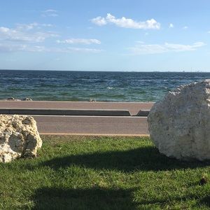 Meet your Posher, Leyda